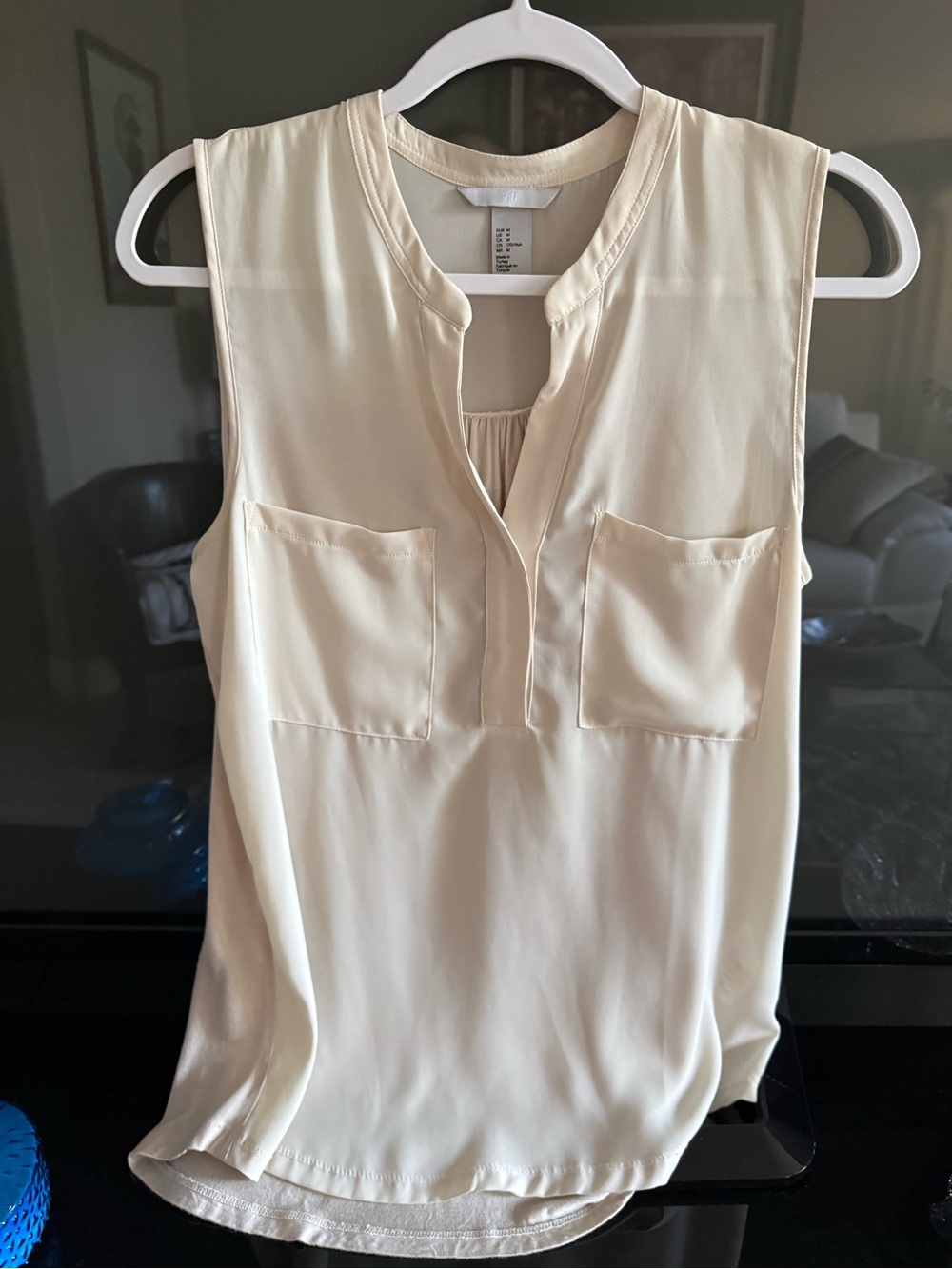 H&M Cream Sleeveless Split-Neck Pocket Camisole